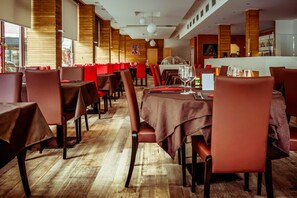 Restaurant - Hotel Fleur-de-Lys (La Chaux-de-Fonds)