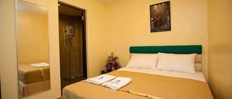 Tabla de planchar con plancha y cunas gratuitas