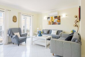 Appartement | Coin séjour | Télévision