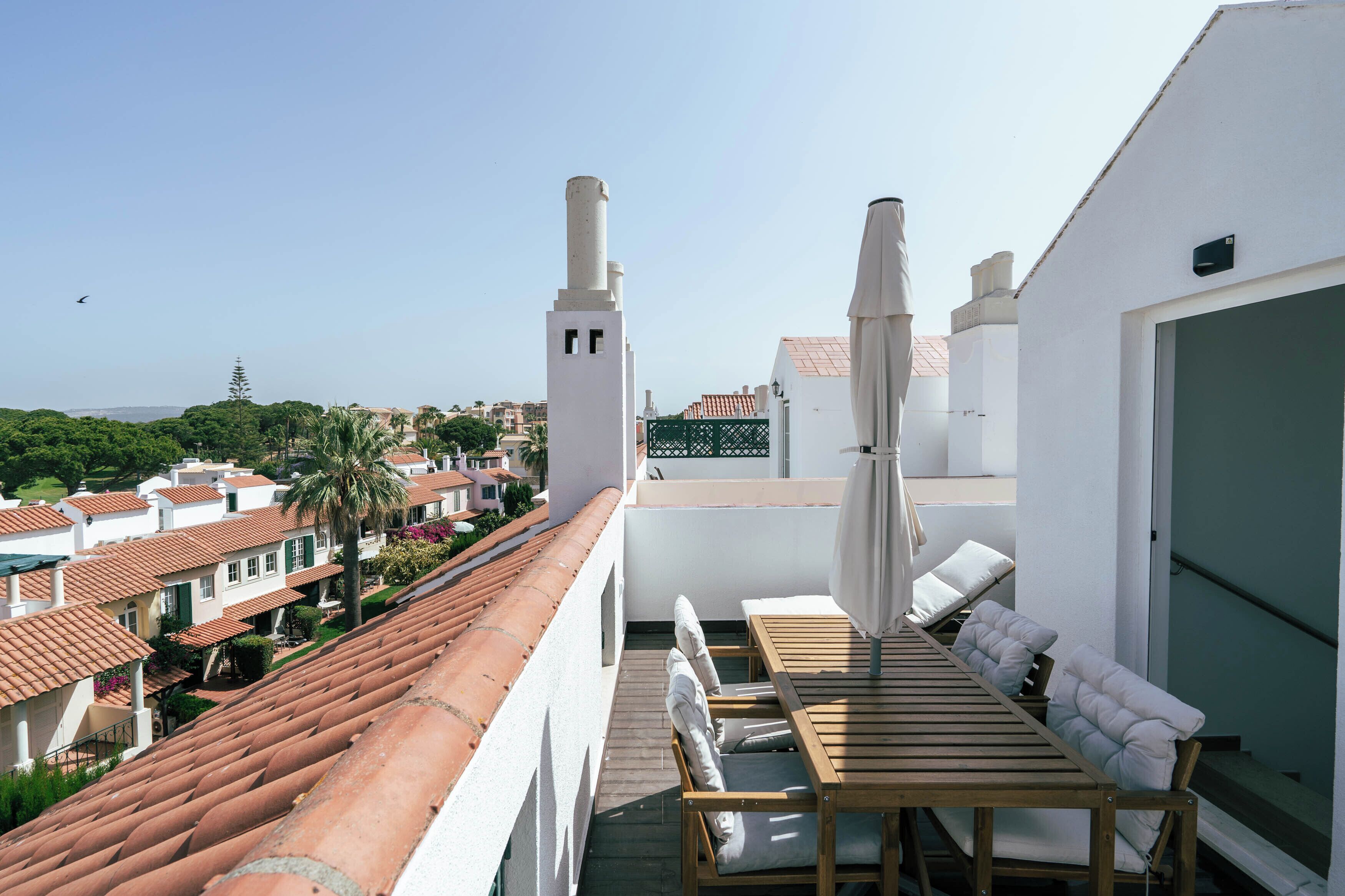 Apartment | Terrace/patio