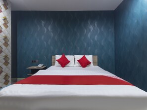 Chambre Double Deluxe, 1 lit double | Bureau, Wi-Fi gratuit, draps fournis