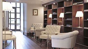 Zona de estar del vestíbulo