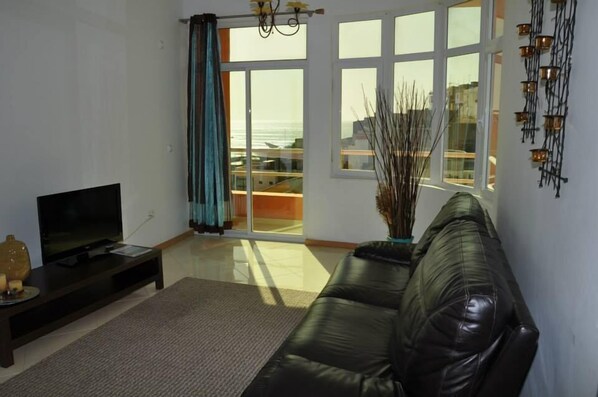Living room - Miradouro de Gamboa (Praia)
