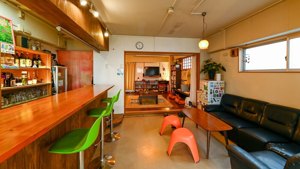 Green Guesthouse by null