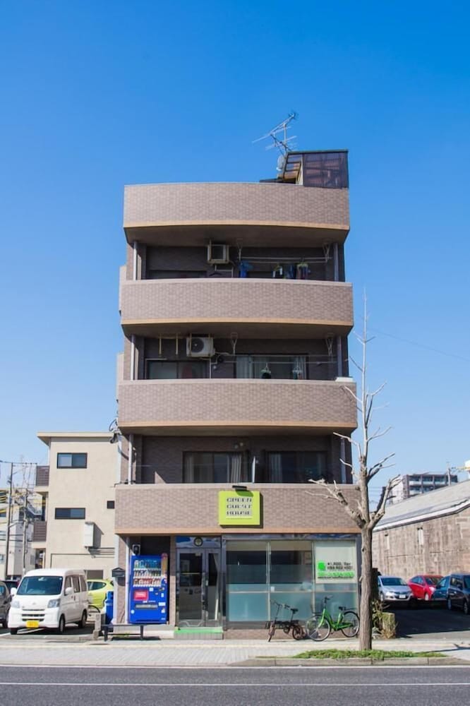 Green Guesthouse by null