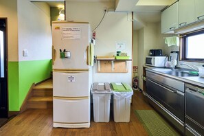 Shared kitchen facilities