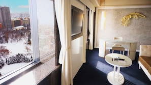 Suite Double, Non Smoking | 1 bedroom, desk, iron/ironing board, free WiFi