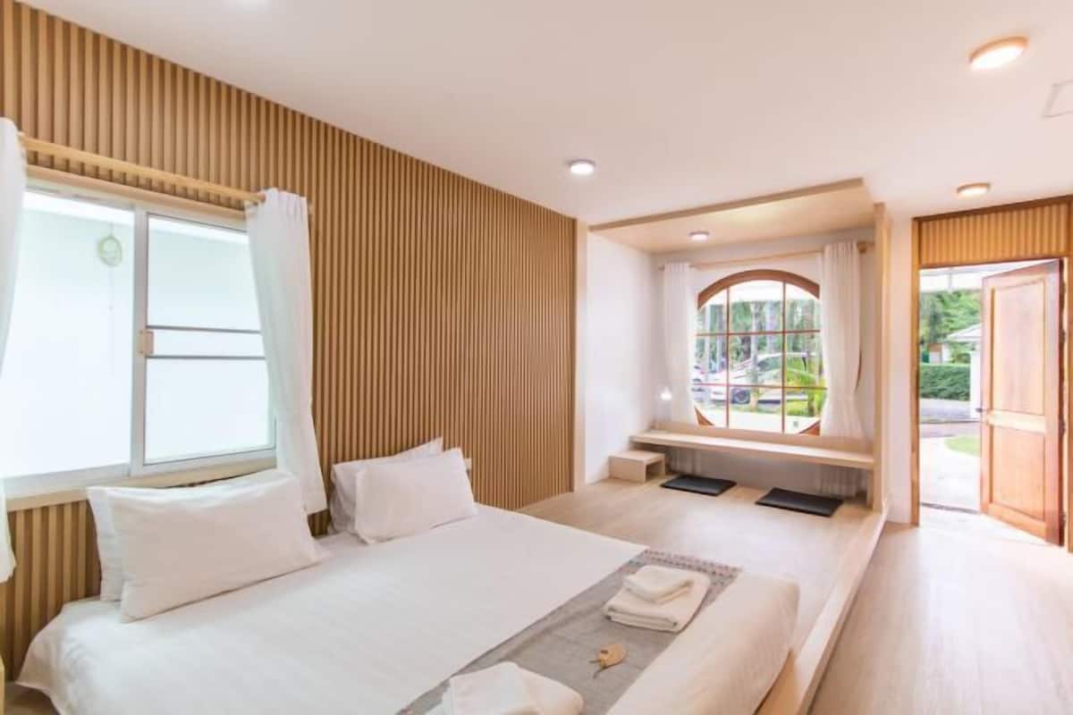 Minibar, escritorio, camas extra y wifi gratis