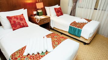 Desk, blackout curtains, iron/ironing board, free WiFi