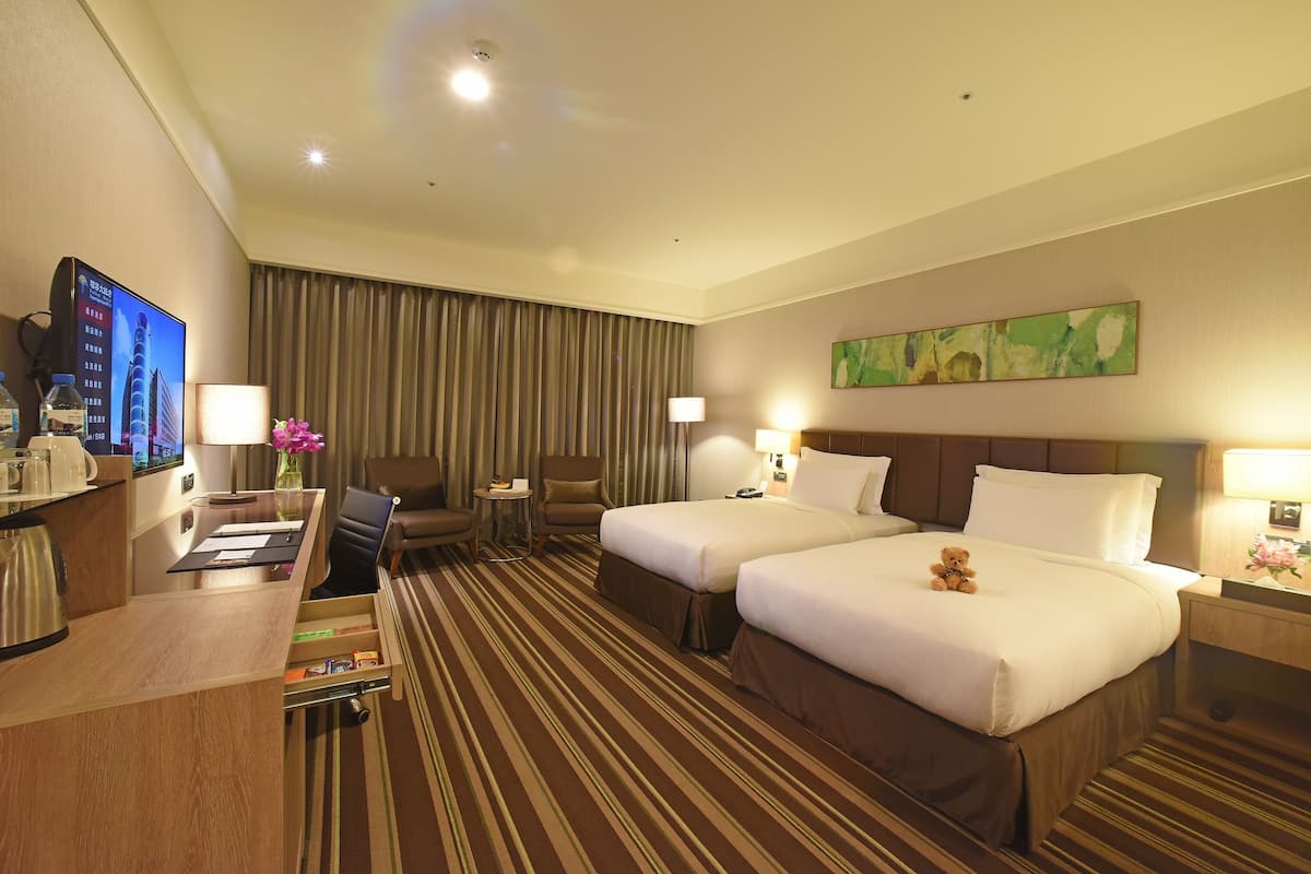 Superior Room, 2 Twin Beds | In-room safe, desk, blackout drapes, soundproofing