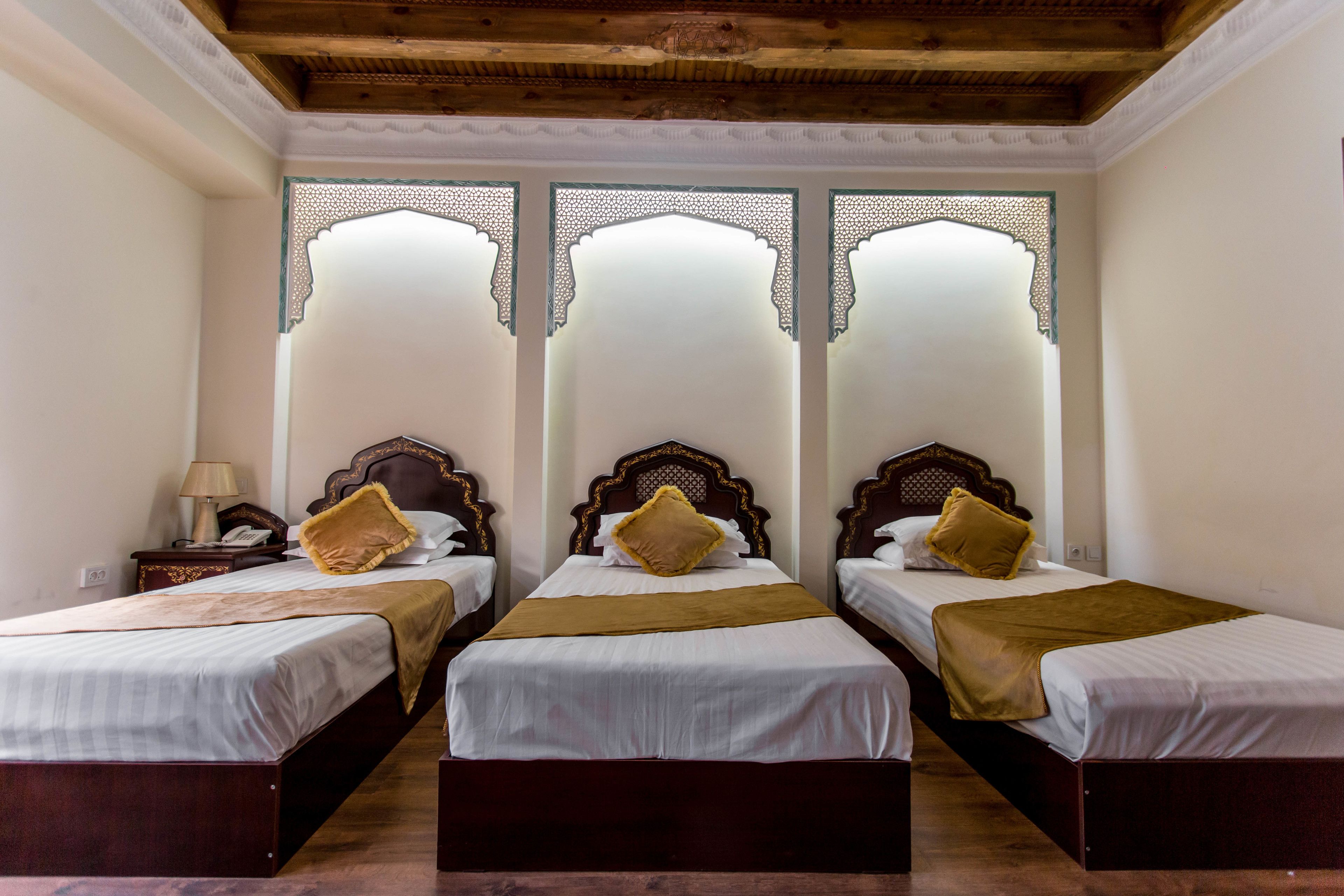 standard triple room, multiple beds | egyptian cotton sheets, premium bedding, down duvets, memory-foam beds