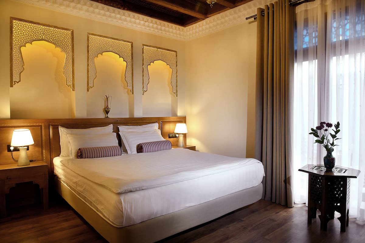 deluxe double room | egyptian cotton sheets, premium bedding, down duvets, memory-foam beds