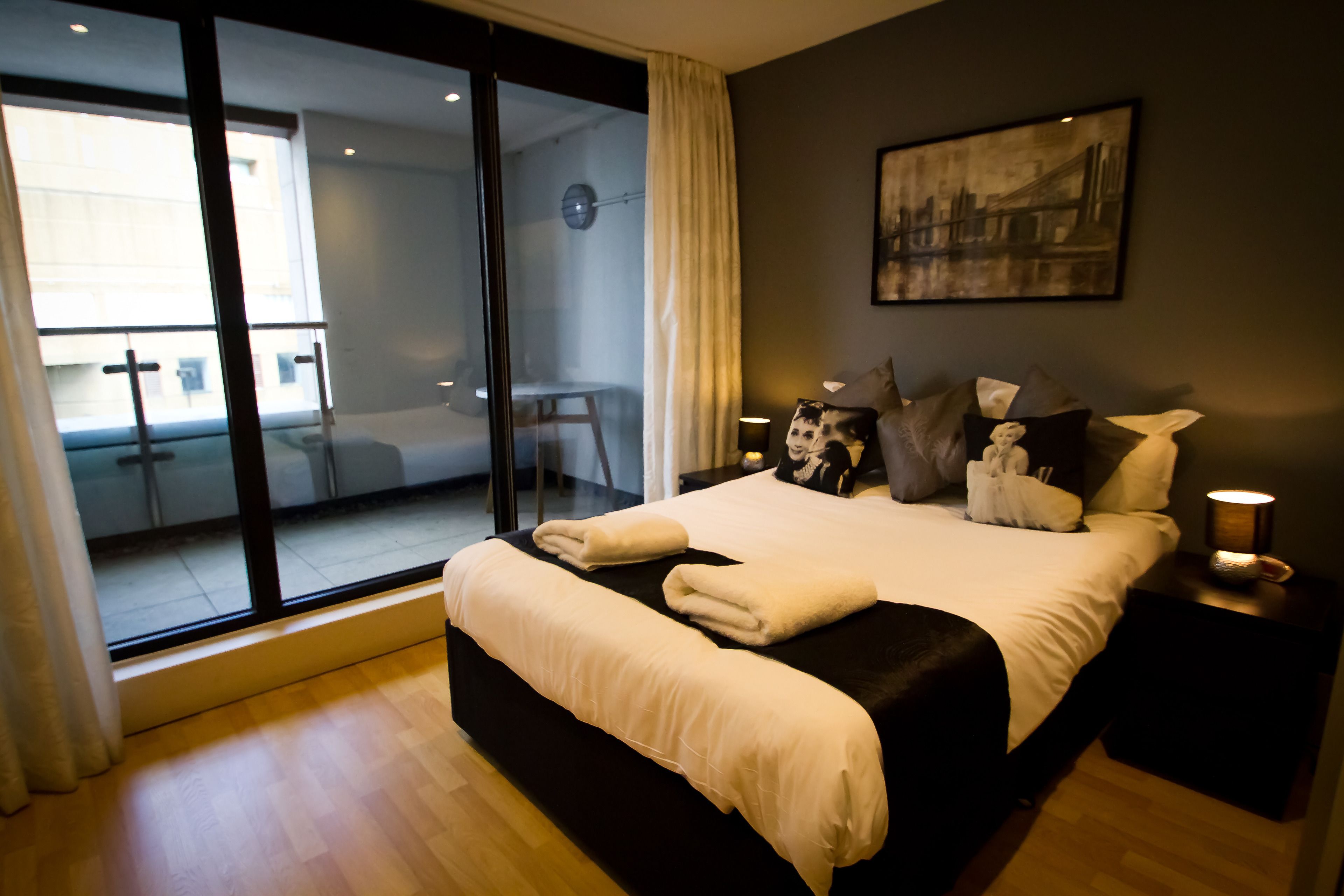 Business Suite, 1 Bedroom, Accessible, Kitchen | 1 bedroom, iron/ironing board, free WiFi, individually furnished