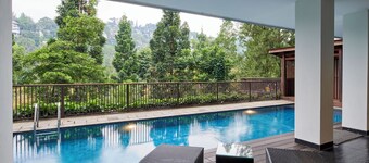 Chamomile Hill View 6BR Villa pool and movie room