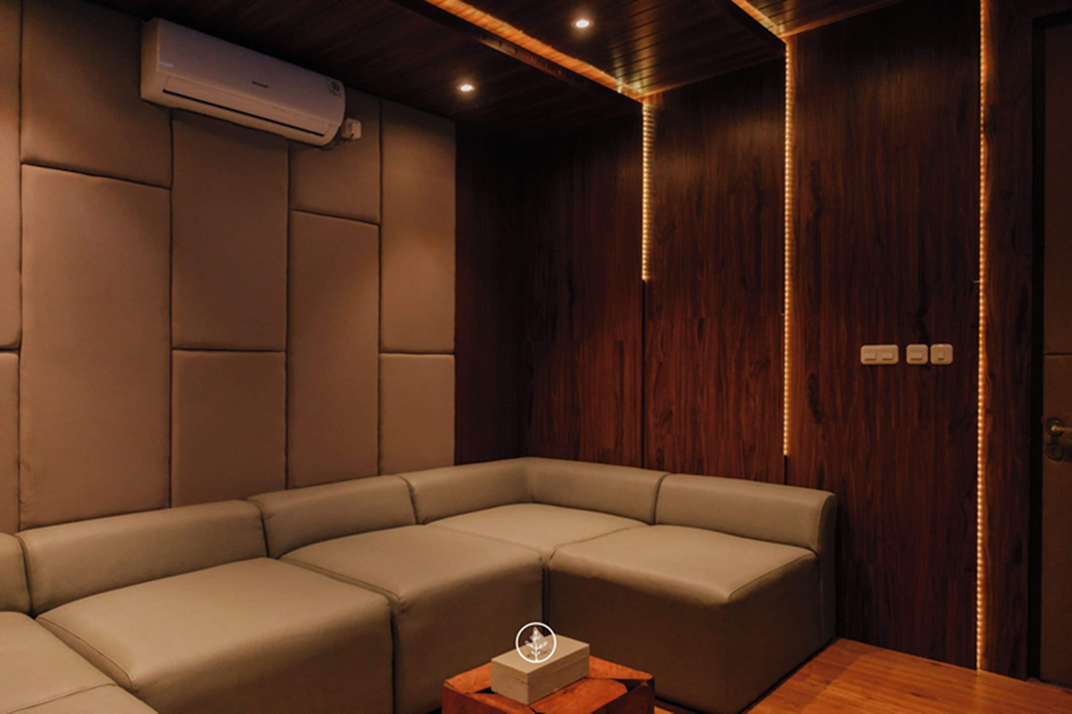 Karaoke room