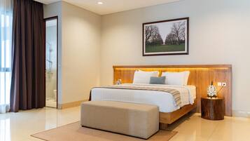 Villa, 6 Bedrooms | 6 bilik tidur, peralatan tempat tidur premium, meja