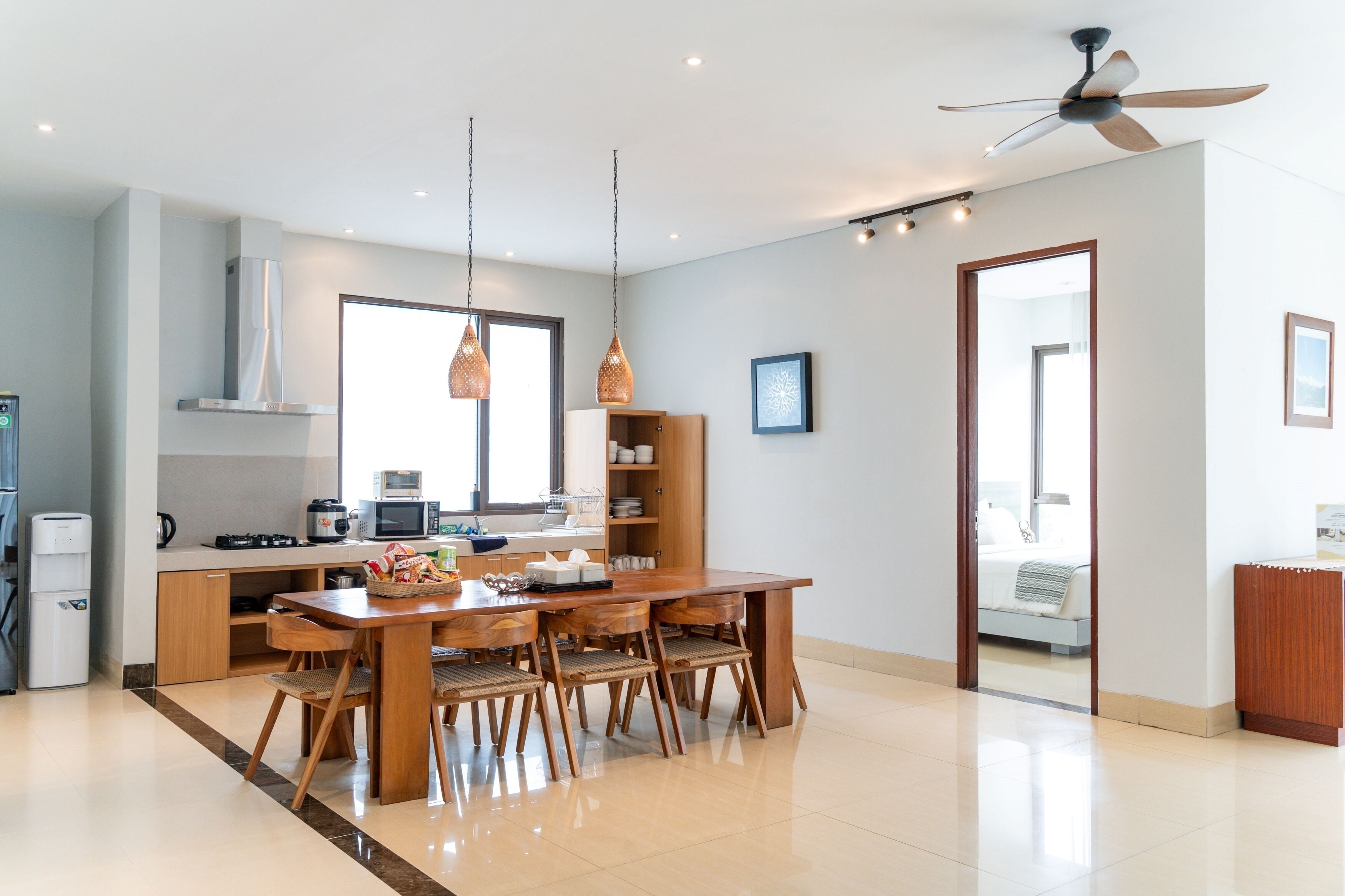 Villa, 6 Bedrooms | Shared kitchen | Full-size fridge, microwave, electric kettle, toaster