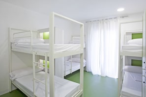 Standard Shared Dormitory, Mixed Dorm, Shared Bathroom (8-People)