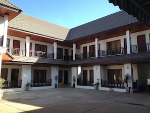 Exterior - Chalouvanh Hotel (Pakse)