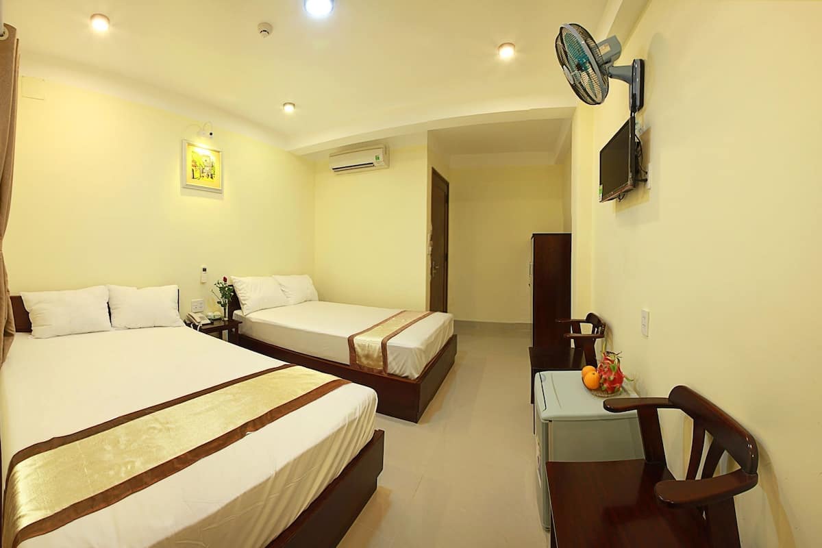 Superior Twin Room | Minibar, free WiFi