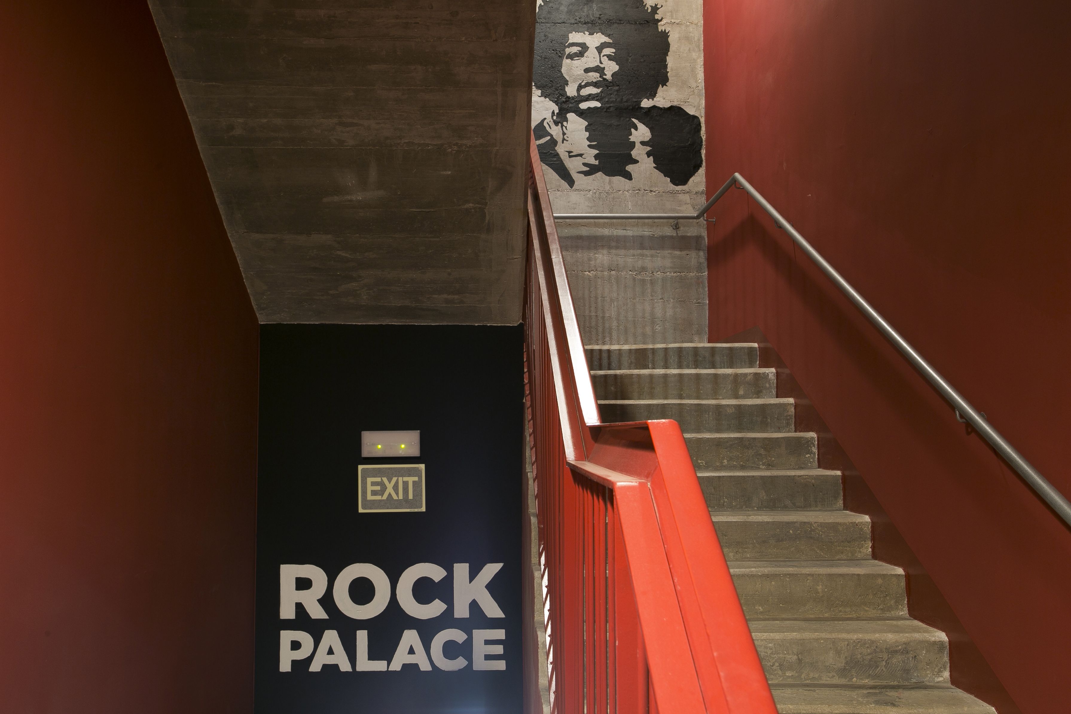 Photo - Sant Jordi Hostels Rock Palace
