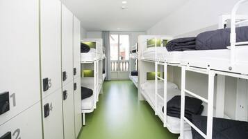 Coffres-forts dans les chambres, rideaux occultants, Wi-Fi gratuit