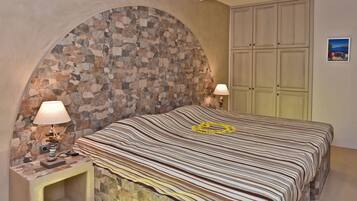 Premium Room | Egyptian cotton sheets, premium bedding, down comforters