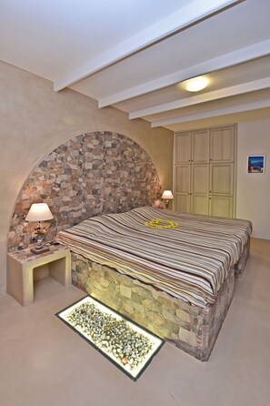 Premium Room | Sábanas de algodón egipcio, ropa de cama de alta calidad y edredón