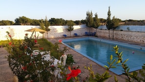 Udendørs pool
