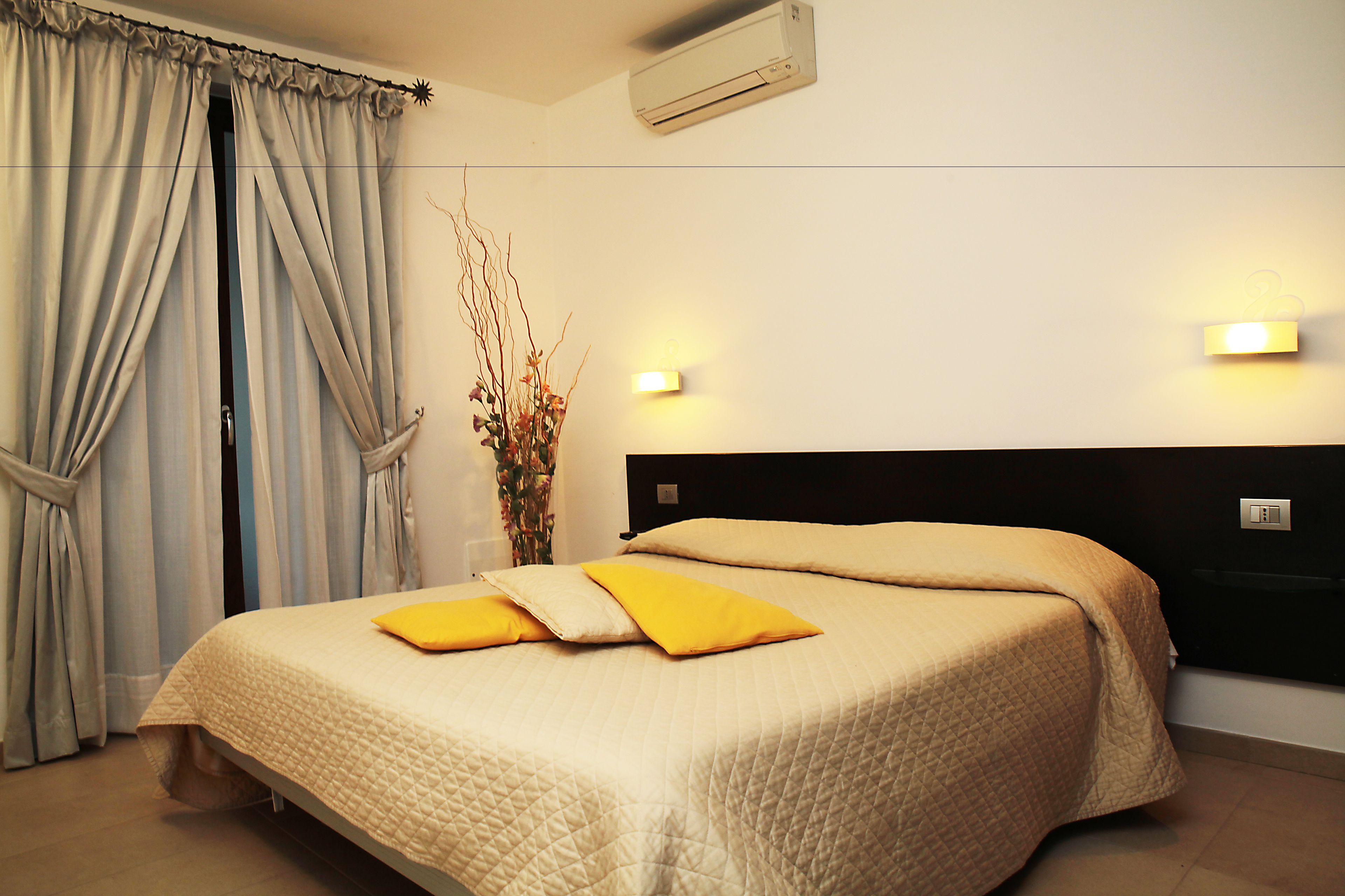 Standard Single Room | Free WiFi