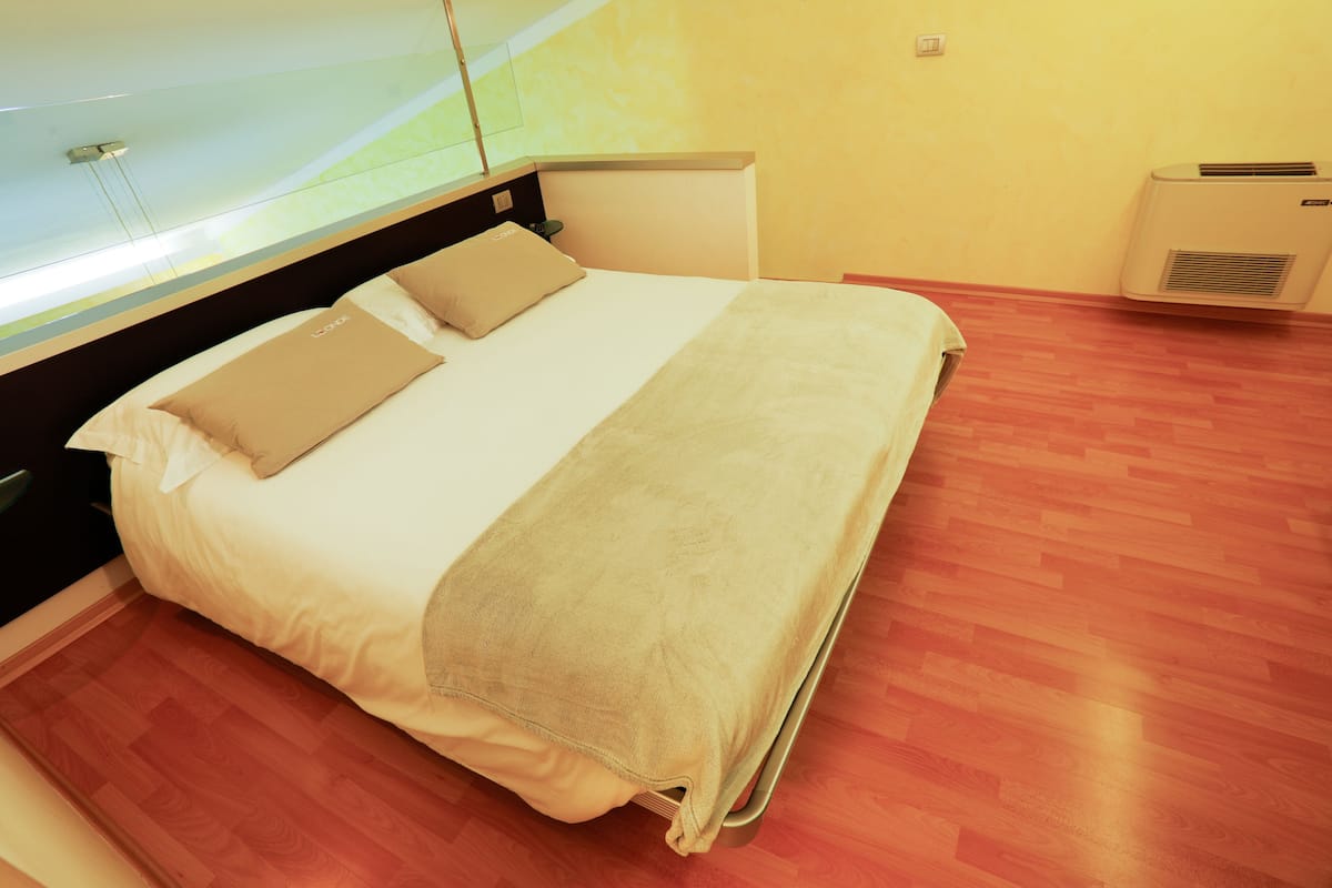 Suite, 1 Bedroom, Pool View | 1 bedroom, free WiFi