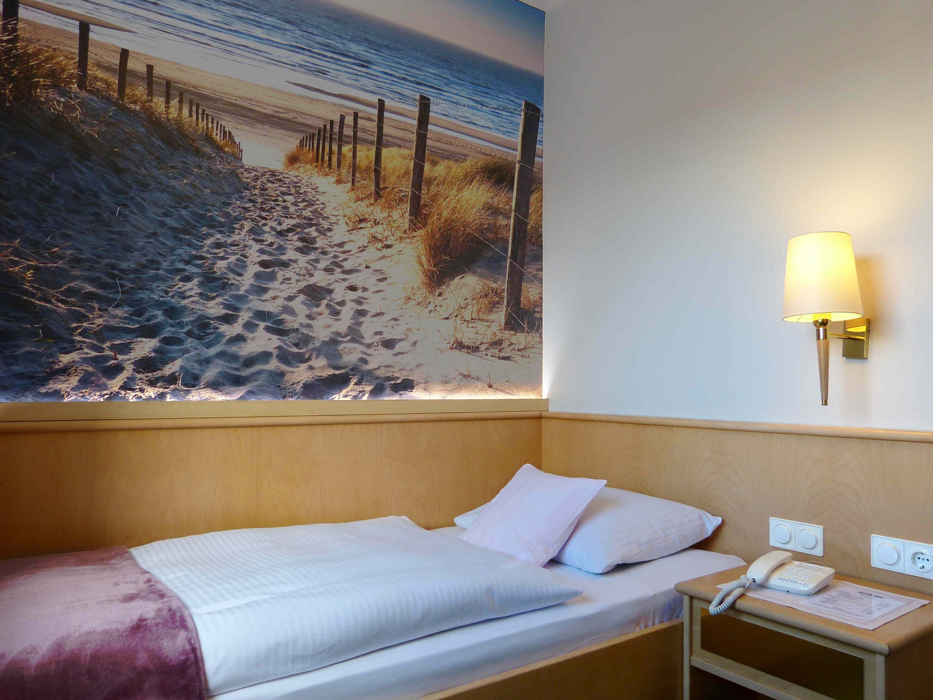 comfort single room, non smoking | 1 bedroom, premium bedding, in-room safe, individually decorated