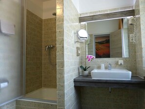 Comfort Single Room, Non Smoking | Bathroom - Hotel Wurms (Düsseldorf)