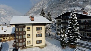 Unclassified image, 5 of 18, button - Gipfelblick Chalet (Bad Hofgastein)