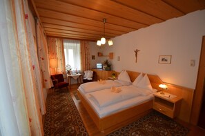 Standard Double Room | Cots/infant beds, free WiFi