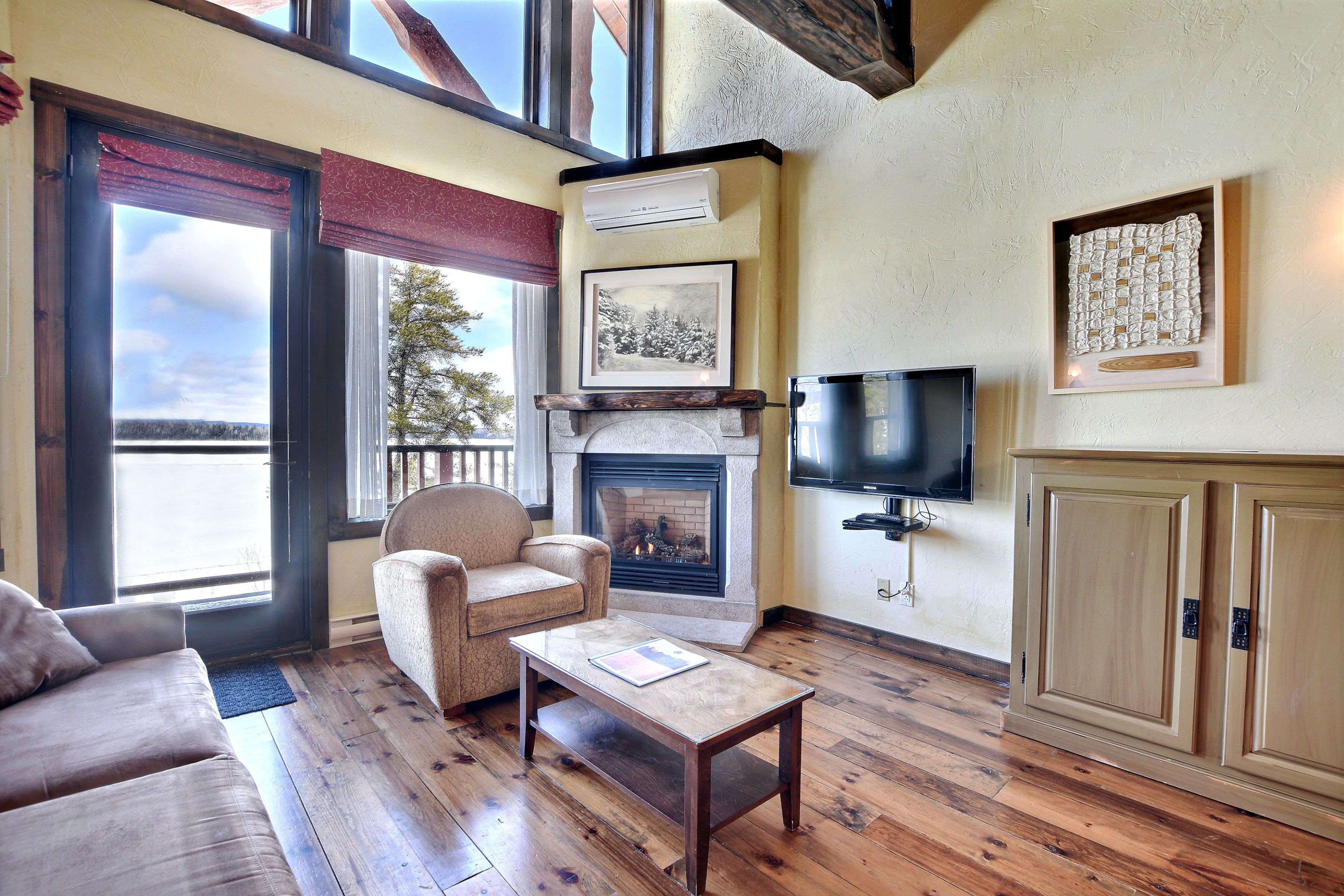 flat-screen tv, table football, ping pong