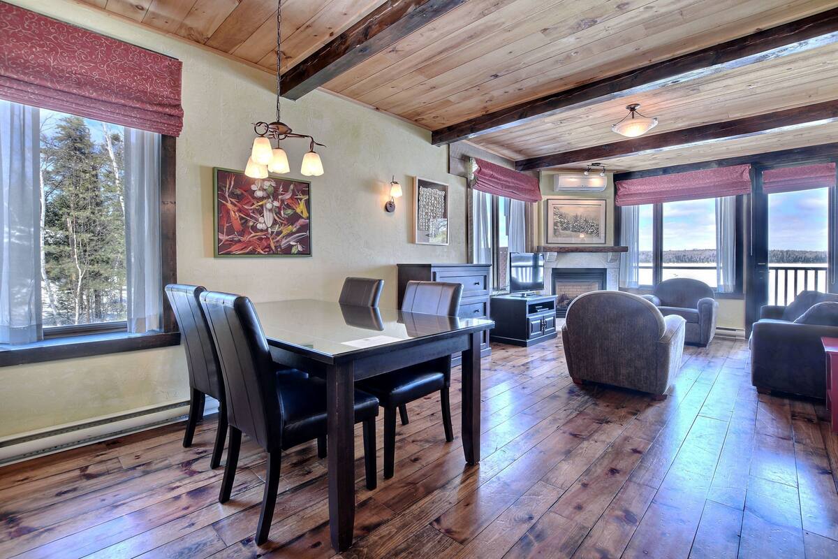 Flat-screen TV, table football, ping pong