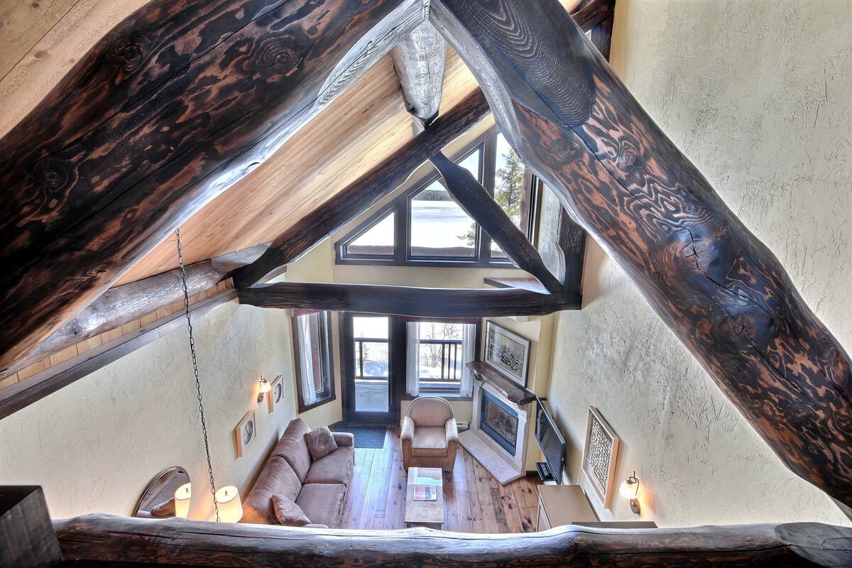 Presidential Condo | Living area