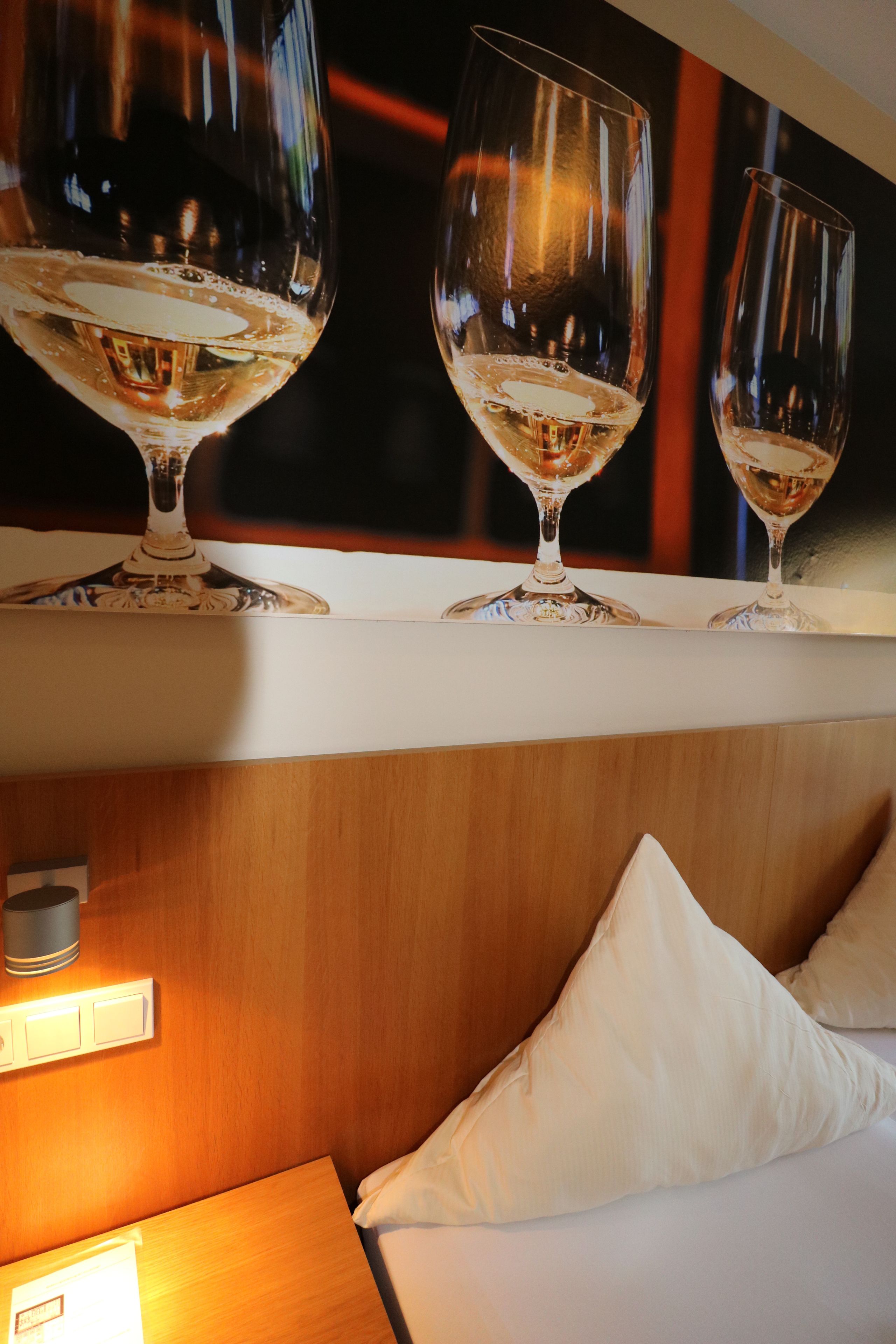 premium double room single use, balcony | hypo-allergenic bedding, minibar, in-room safe, desk