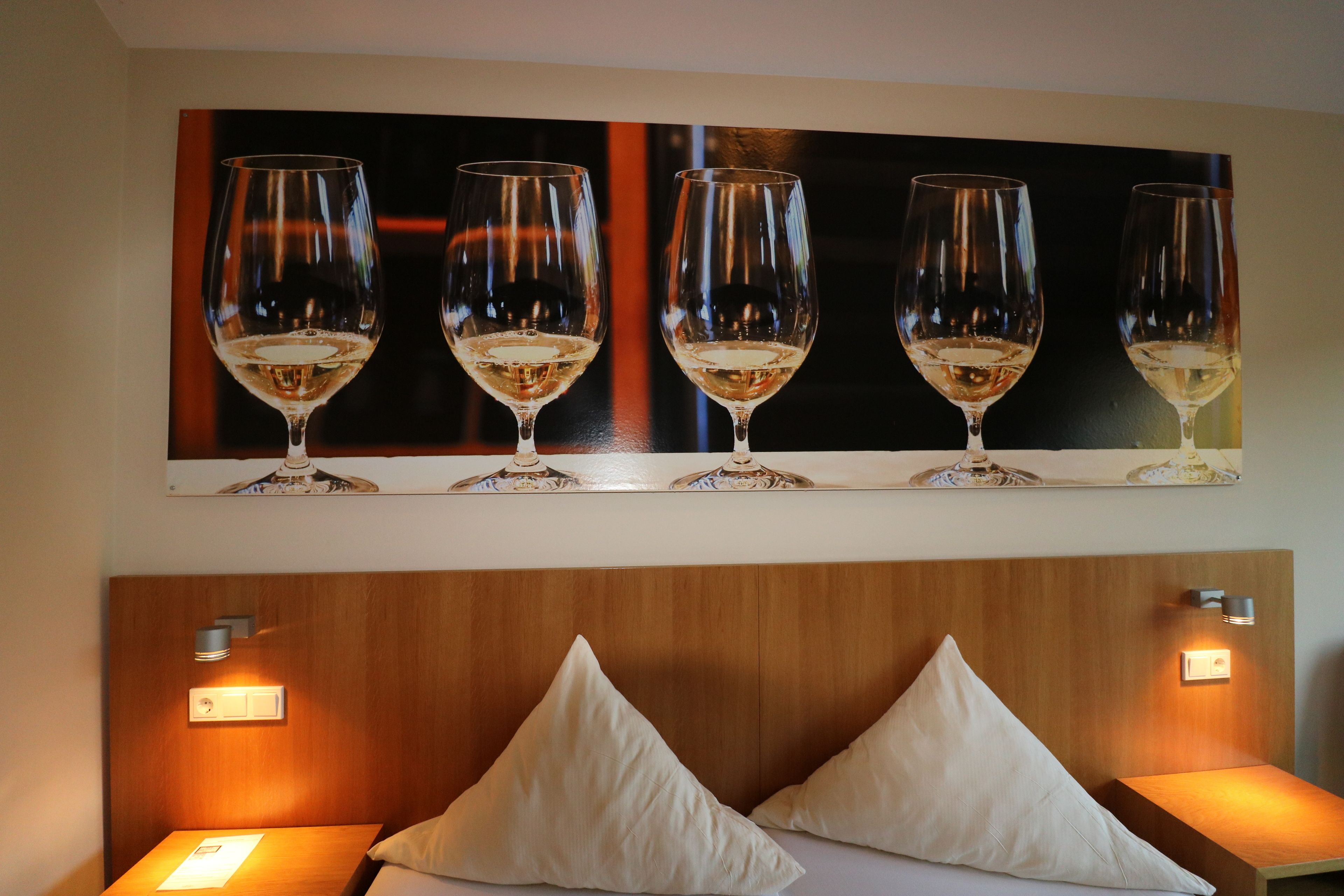 premium double room, balcony | hypo-allergenic bedding, minibar, in-room safe, desk