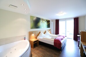 Ropa de cama hipoalergénica y minibar 