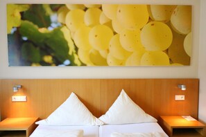 Ropa de cama hipoalergénica y minibar 