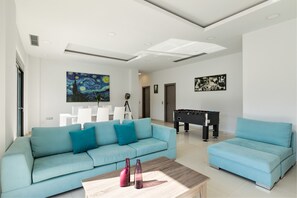 Flat-screen TV, video-game console, DVD player - Villa Elli - Villa Athina (Mylopotamos)