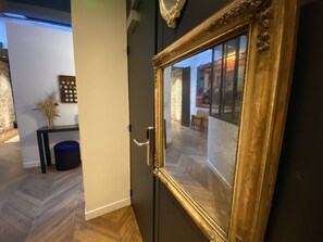 Interior - Hôtel Scarlett (Paris)