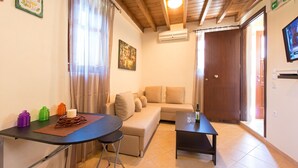 Apartment, Ground Floor (Aglaea) | Living area