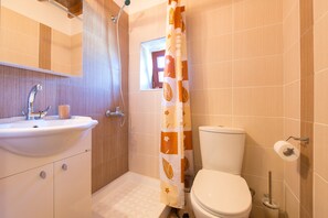 Bathroom - Aglaea Apartment in Rhodes Old Town (Rhodes)