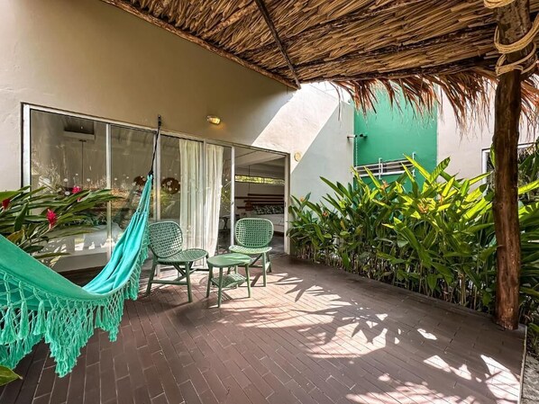Superior Quadruple Room | Terrace/patio - Los Colores Ecoparque (Puerto Triunfo)