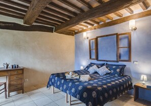 Apartment, 2 Bedrooms (La cucina di Ada) | Premium bedding, free WiFi, bed sheets