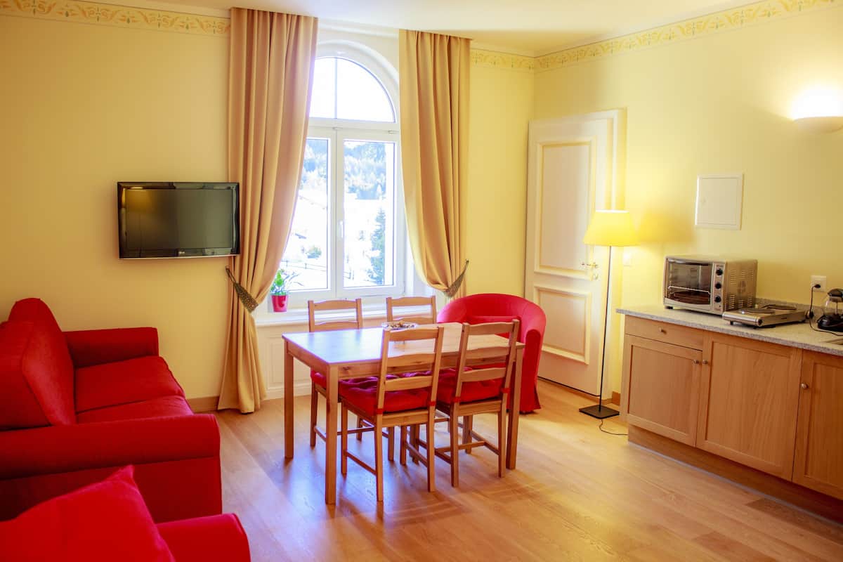 Appartement Deluxe, 1 chambre, coin cuisine | Restauration dans la chambre