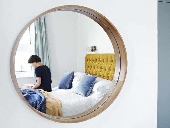 Miscellaneous - The Lerryn Hotel (Falmouth)